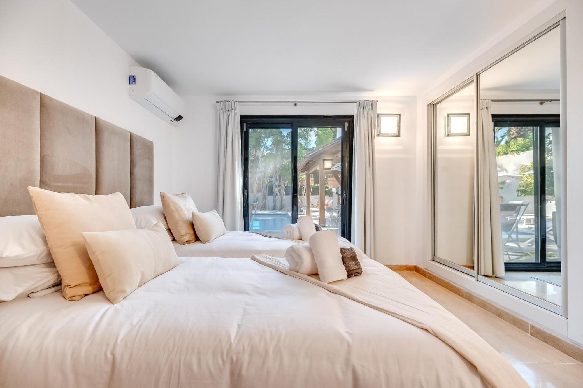 Vacation Marbella I Villa La Cabane, Prestige, Heated Pool, 300M To The Beach Exterior photo