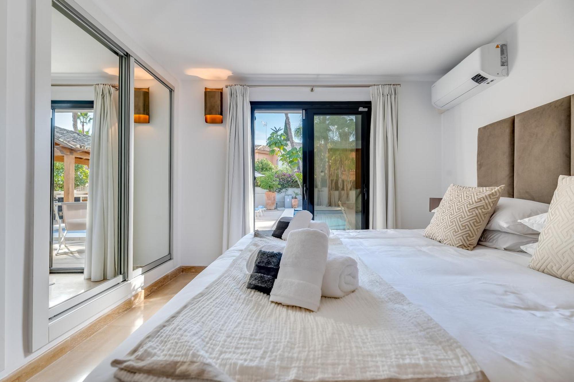 Vacation Marbella I Villa La Cabane, Prestige, Heated Pool, 300M To The Beach Exterior photo